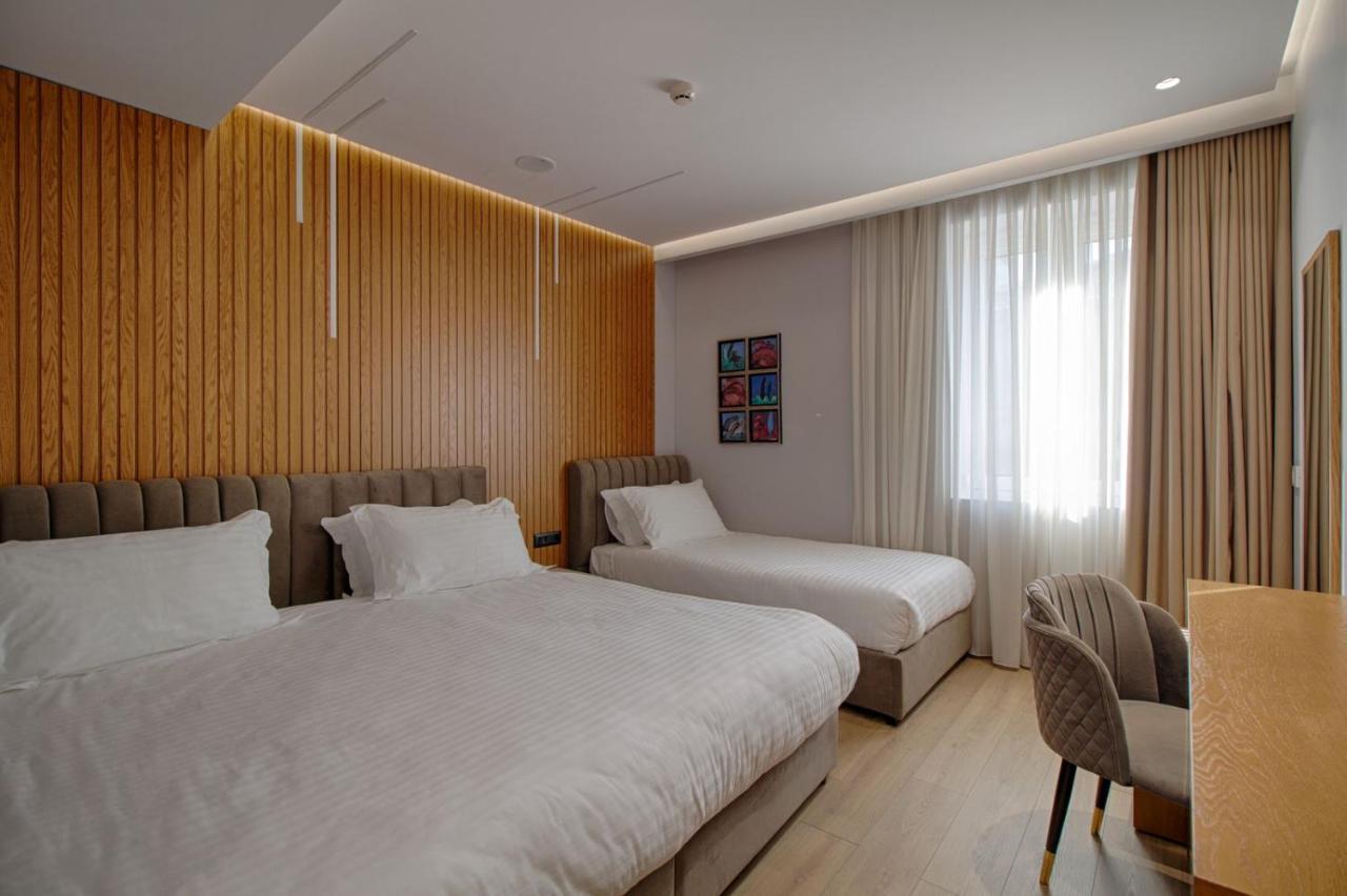 Primo Hotel ติรานา ภายนอก รูปภาพ