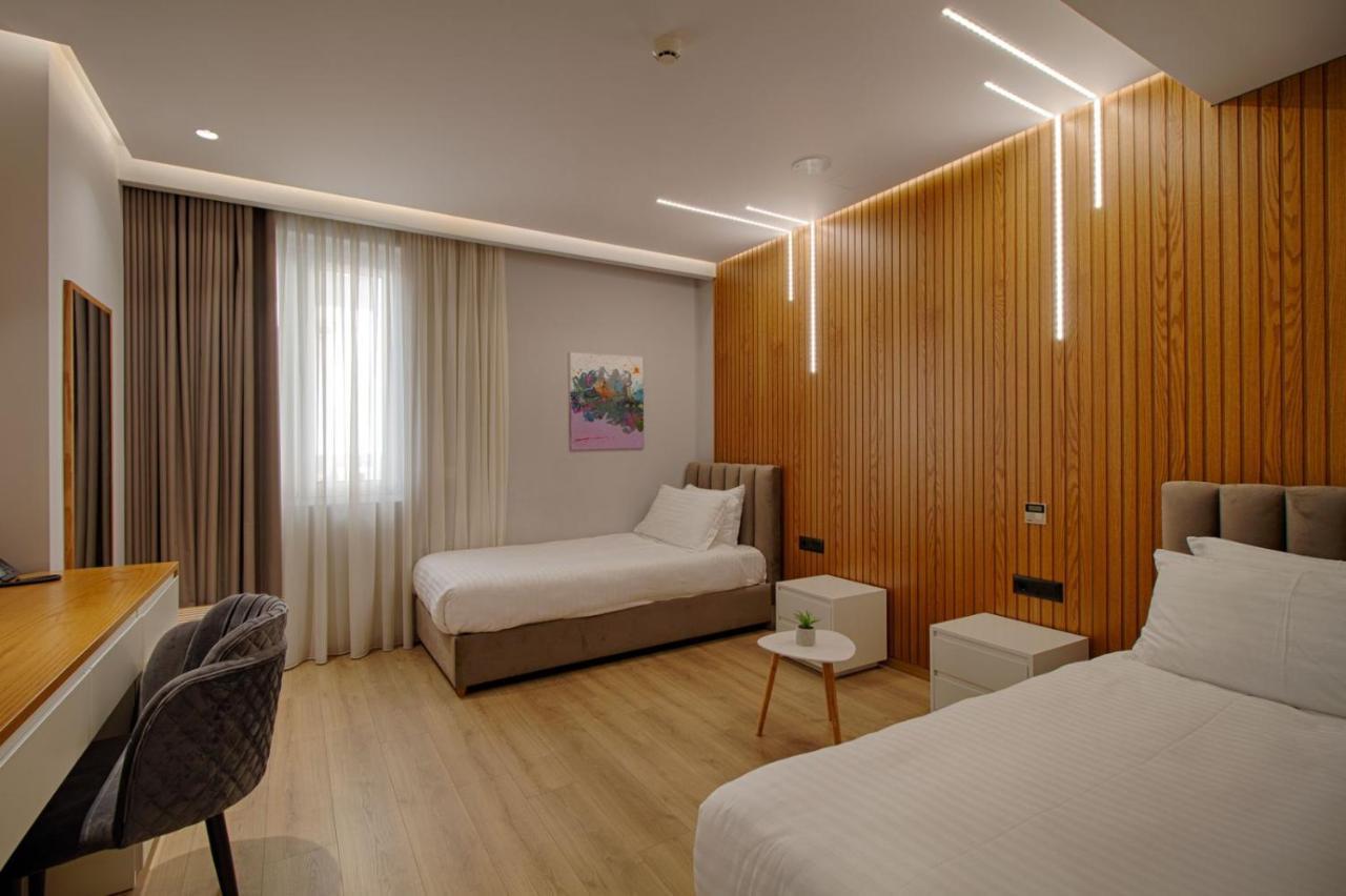 Primo Hotel ติรานา ภายนอก รูปภาพ