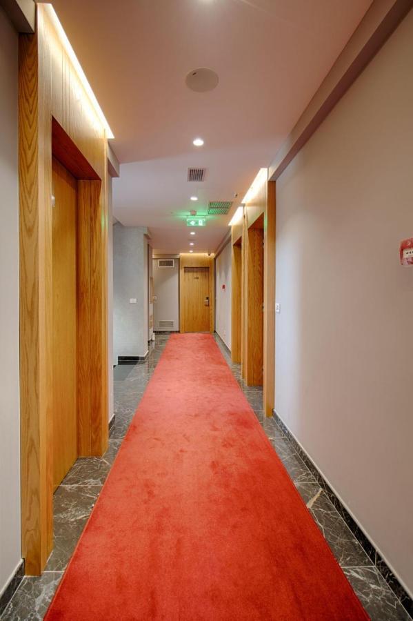 Primo Hotel ติรานา ภายนอก รูปภาพ